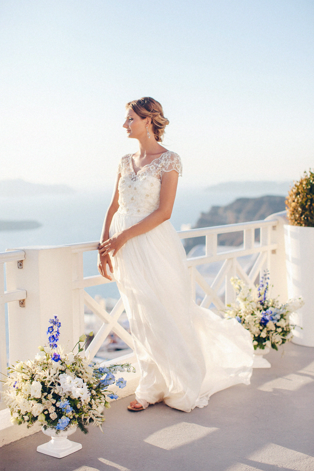 Julia Kaptelova photography wedding in santorini, santorini wedding photographer, santorini wedding, santorini elopement, santorini, greece, elopement